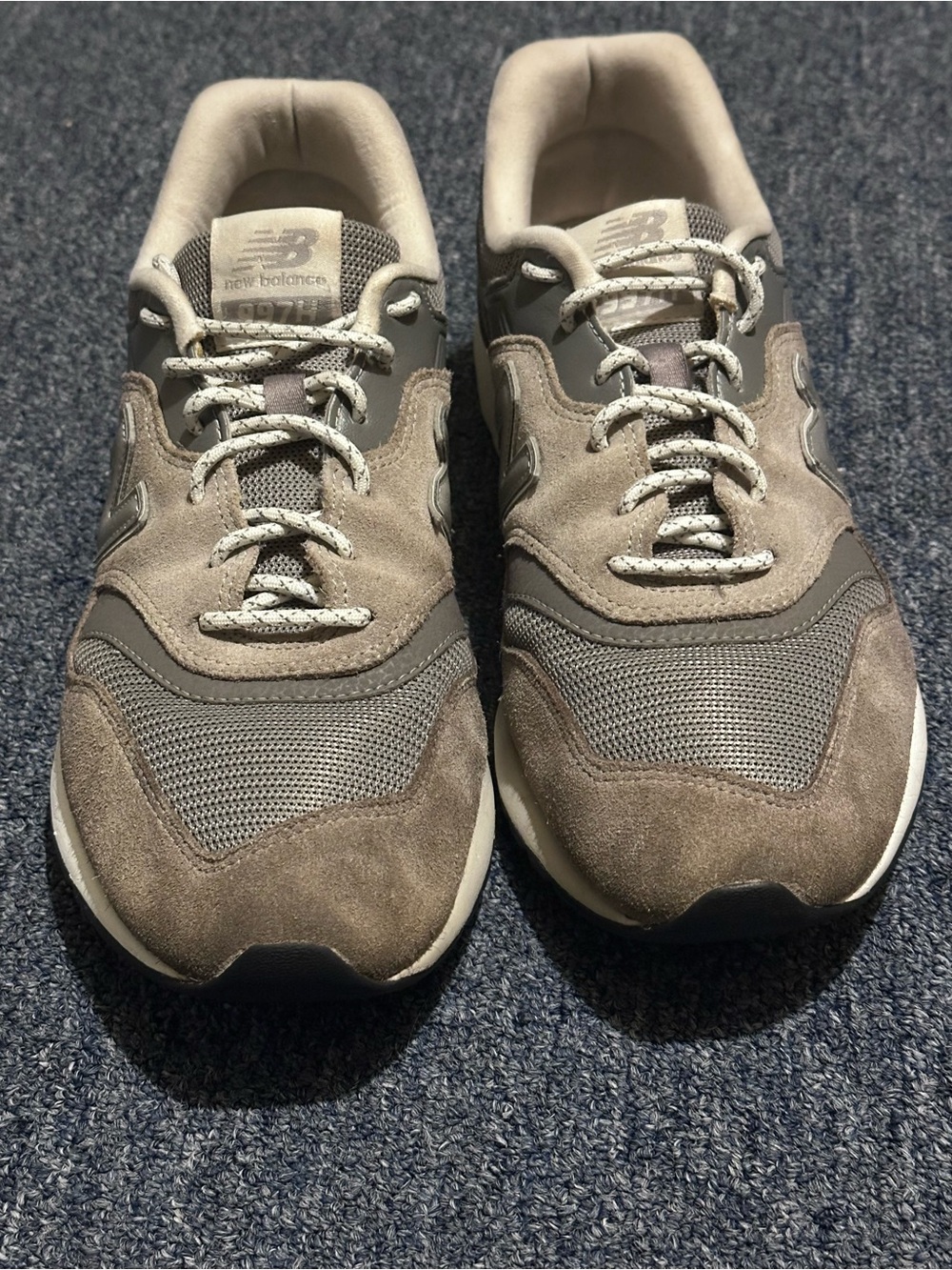 New Balance 997H Men’s Gray  Suede & Mesh Shoe CM997HCA